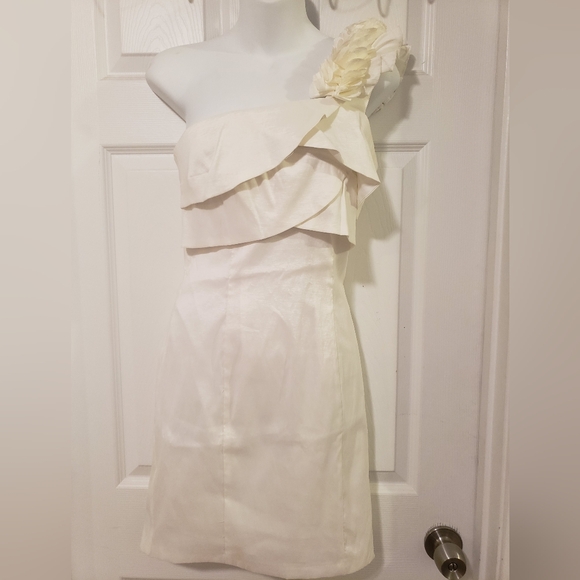Dots White Dress with Ruffle Detail - Picture 1 of 5
